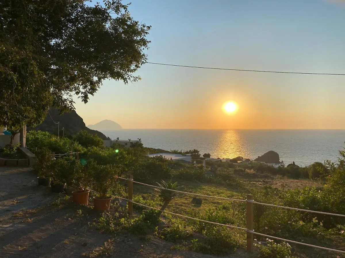 Casa Vacanze Lino E Iolanda Pollara