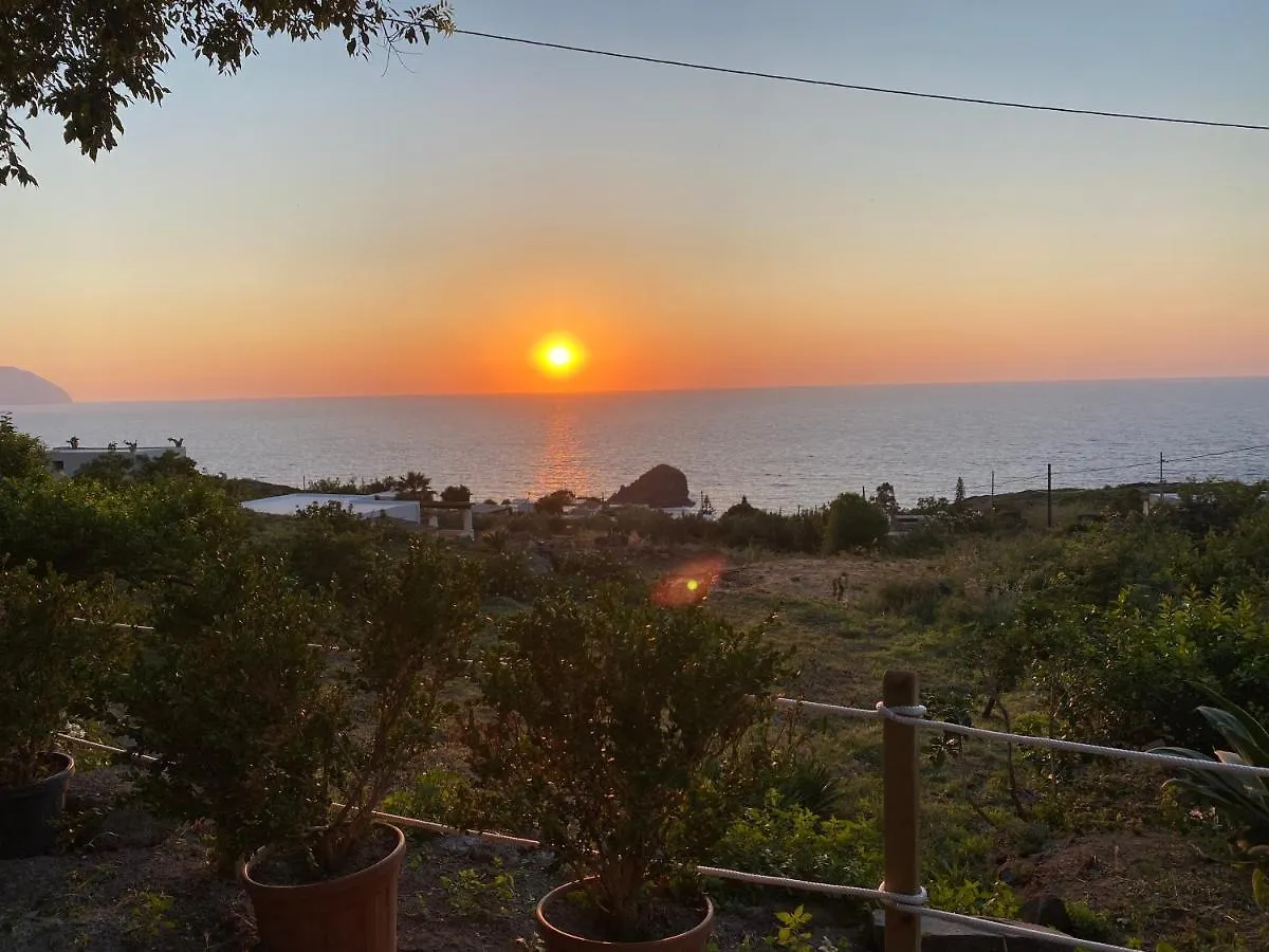 Casa Vacanze Lino E Iolanda Pollara
